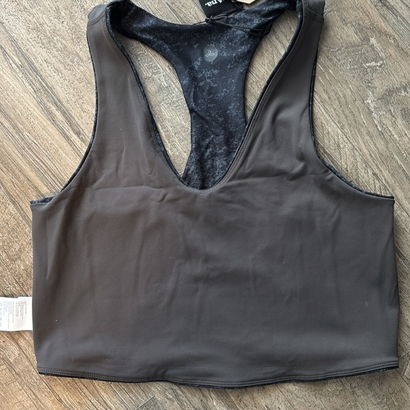 Prana Momento Reversible Fitted Stretch Crop Top,athletic,everyday, sustainable - Picture 12 of 12